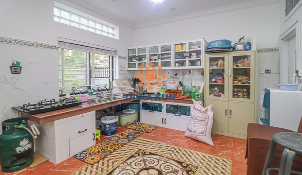 5 bedrooms House for Rent in Siem Reap-Sala Kamreuk