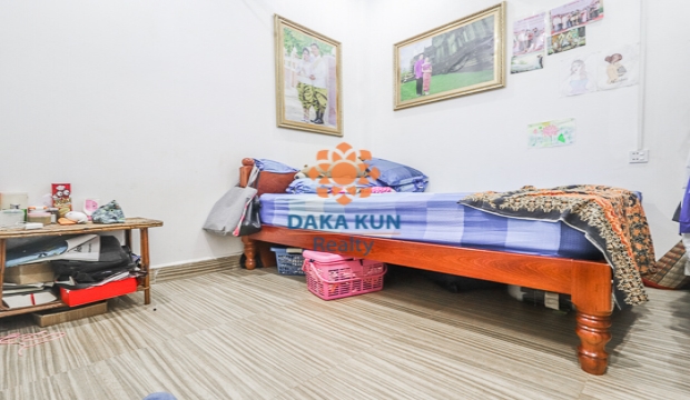 Urgent Sale House for Sale in Siem Reap-Svay Dangkum