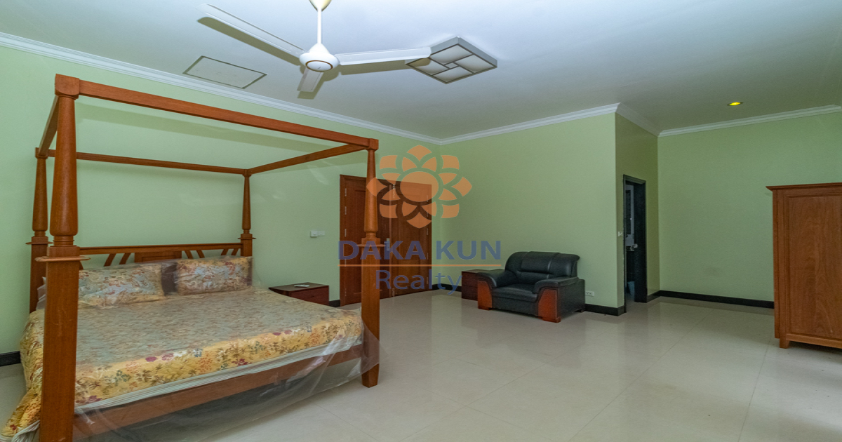 4 Bedrooms House for Rent in Siem Reap City, Svay Dangkum