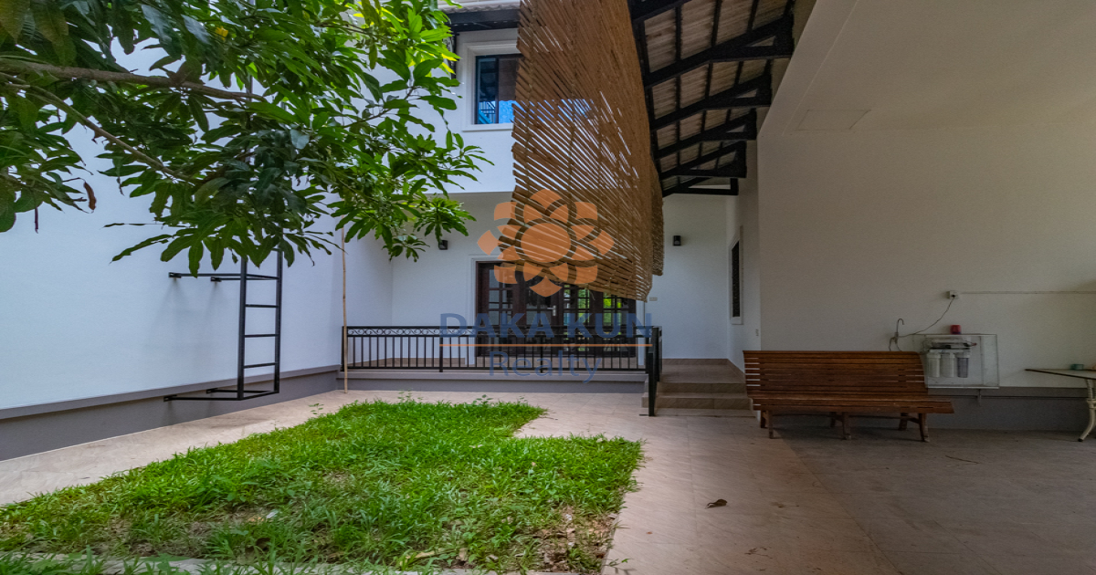 4 Bedrooms House for Rent in Siem Reap City, Svay Dangkum