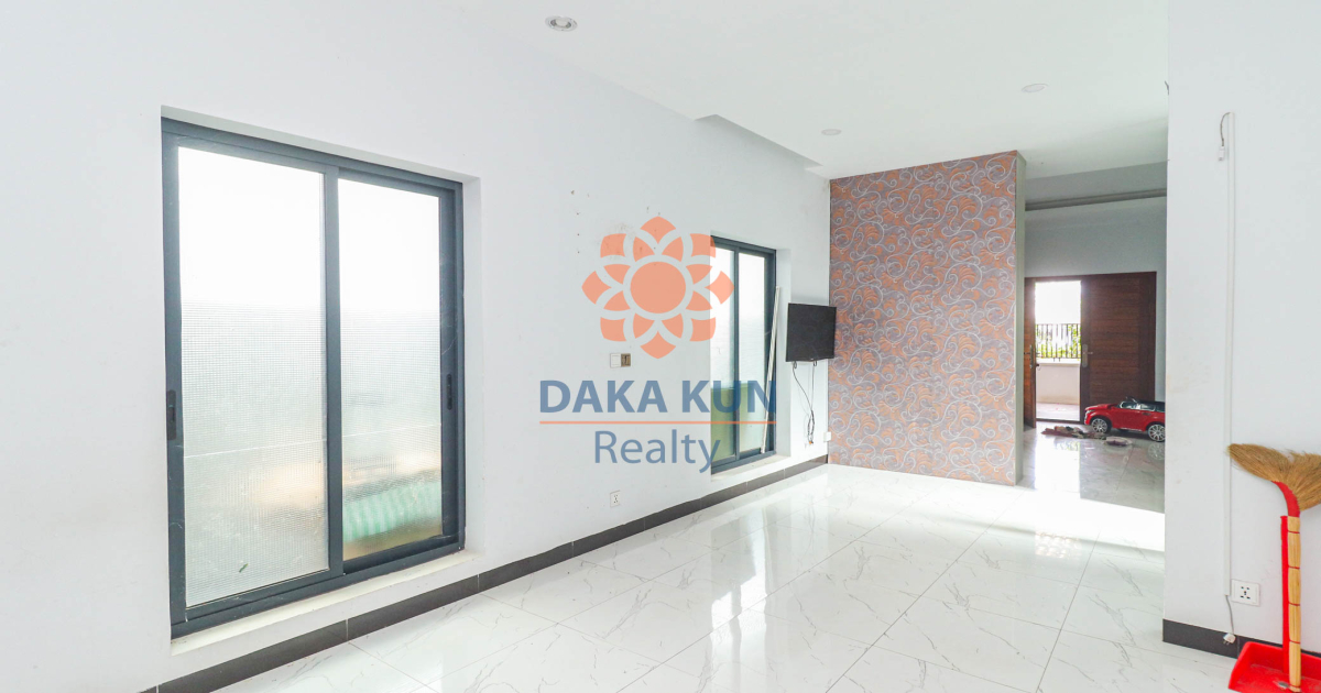 4 Bedrooms House for Sale in Siem Reap City