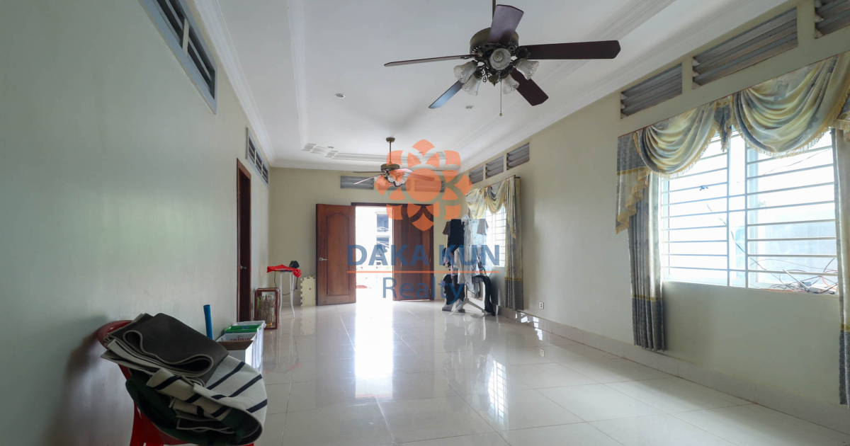 5-Bedroom House for Sale in Siem Reap City