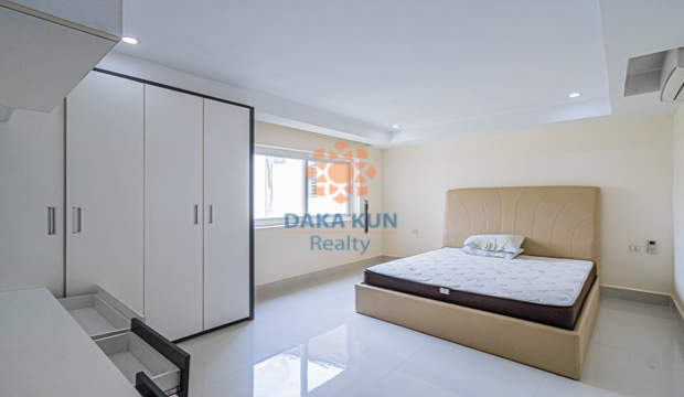 3 Bedrooms Apartment for Rent with Pool in Siem Reap-Svay Dangkum