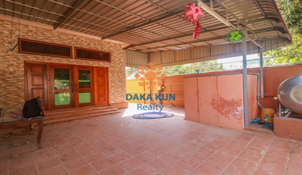 4 Bedrooms House for Rent in Siem Reap-Svay Dangkum
