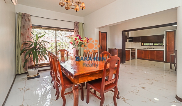 3 Bedrooms House for Rent with pool in Siem Reap-Svay Dangkum