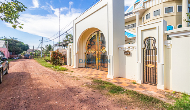 3 Bedrooms Villa for Sale in Krong Siem Reap-Knar