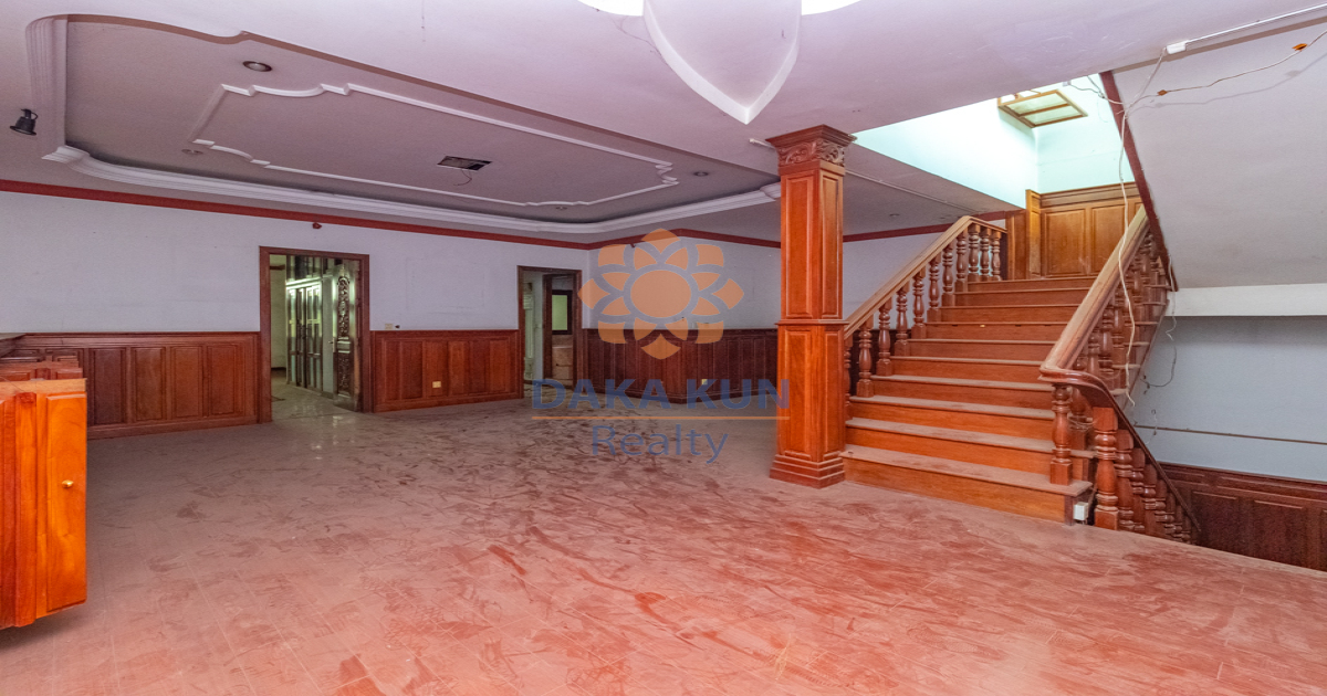 Shophouse for Rent near Javaraman VII hospital in Siem Reap city