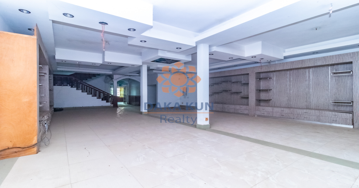 Shophouse for Rent near Javaraman VII hospital in Siem Reap city