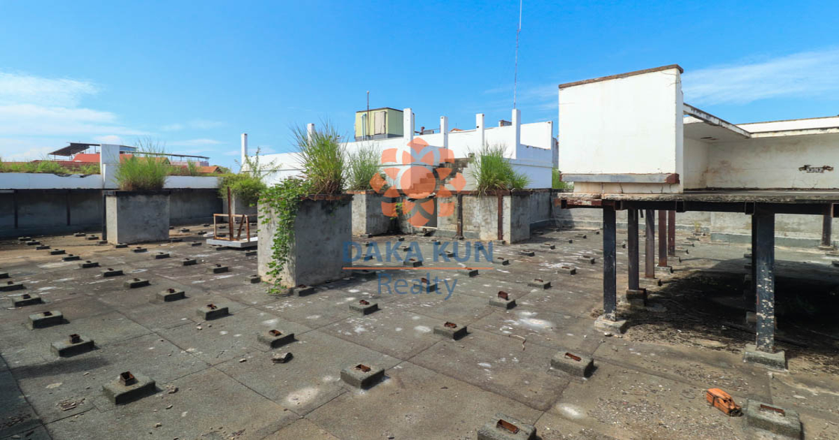 Rooftop Space for Rent at Saby Cinema