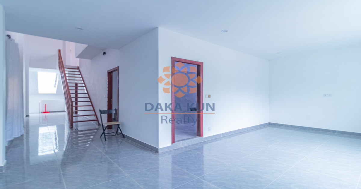 4 Bedrooms House for Rent in Siem Reap City-Kouk Chak