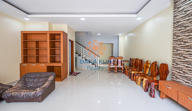 3 Bedrooms House for Rent in Krong Siem Reap-Svay Dangkum