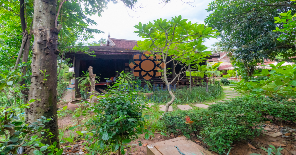 1 Bedroom House For Rent in Siem Reap with Shared Swimming Pool