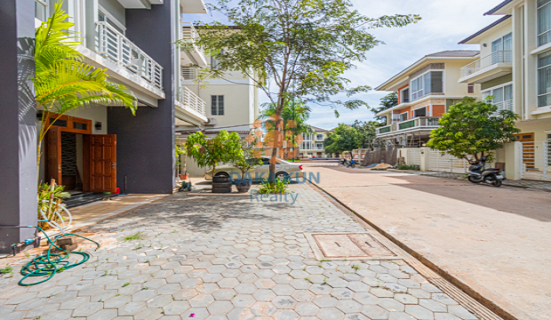 3 Bedrooms House for Rent in Krong Siem Reap-Svay Dangkum