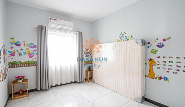 3 Bedrooms Villa for Rent in Krong Siem Reap