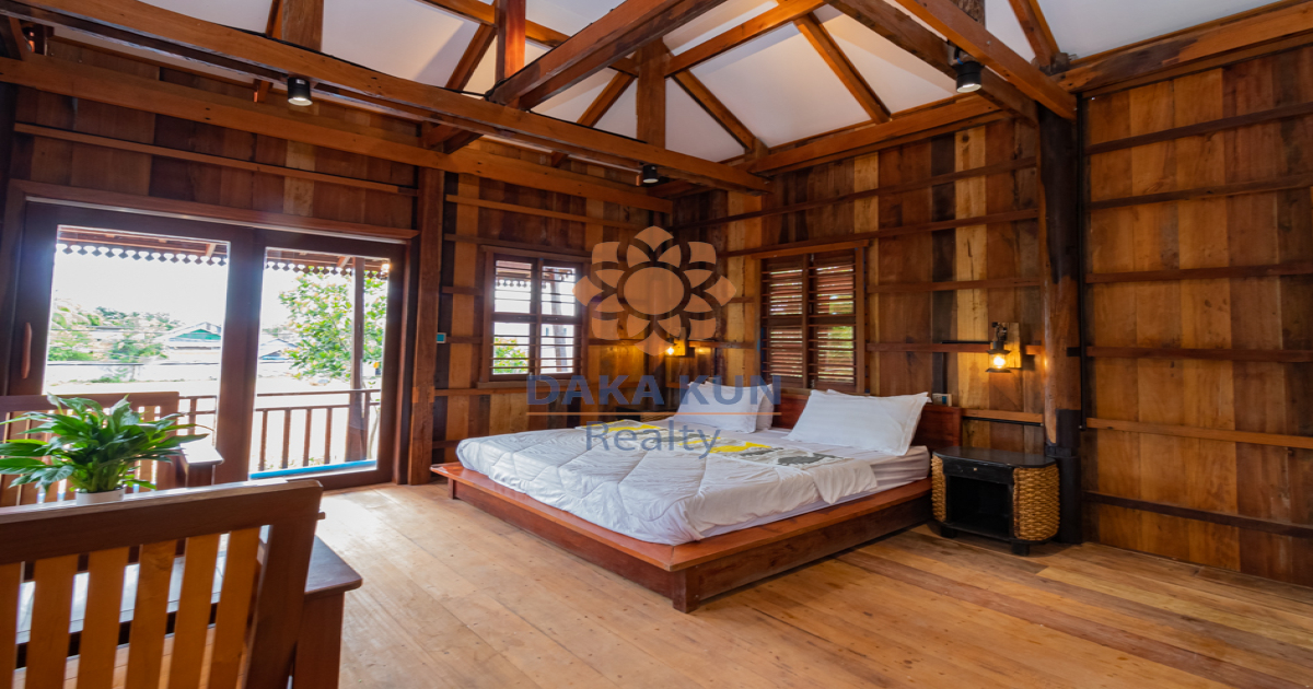 Wooden House for Rent in Siem Reap City near Makro