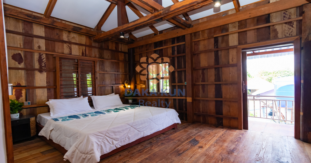 Wooden House for Sale in Siem Reap City near Makro