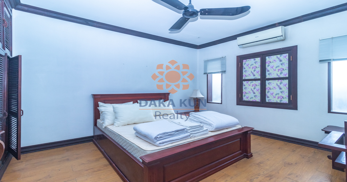 6 Bedrooms Villa with Swimming Pool for Rent on Lok Taneuy Rd-Siem Reap City