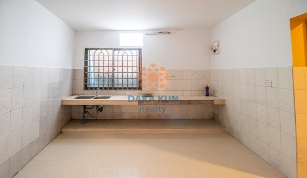 4 Bedrooms House for Rent in Siem Reap-Sla kram
