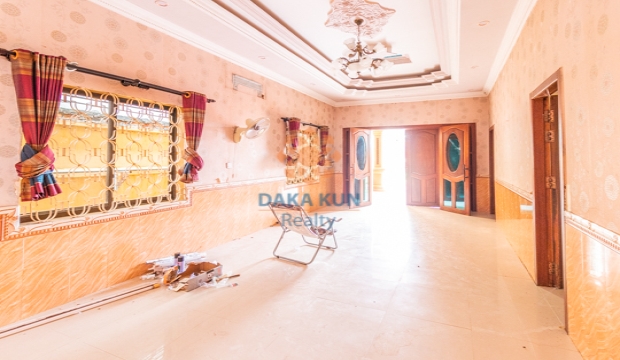 4 Bedrooms House for Rent in Siem Reap-Sla kram