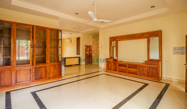 3 Bedrooms House for Rent in Krong Siem Reap