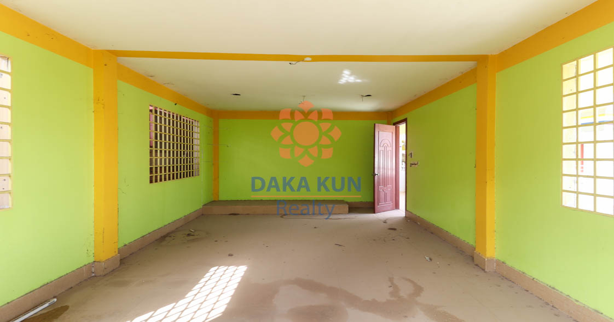 Commercial Building for Rent on Main Road, Wat Bo