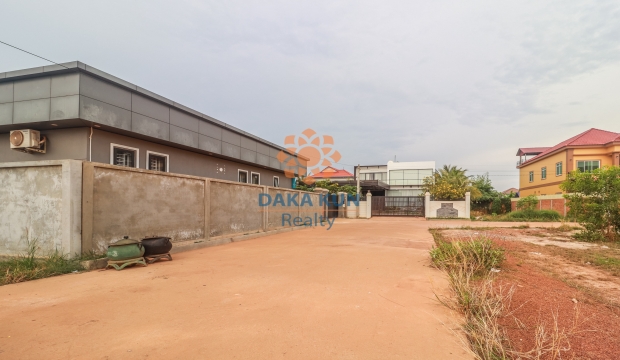 Urgent Sale Land near Svay Dangkum-Siem Reap