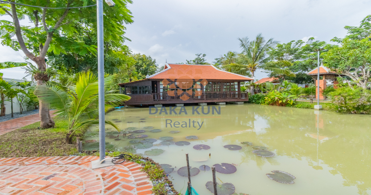 4 Bedrooms House for Rent In Siem Reap City-Svay Dangkum