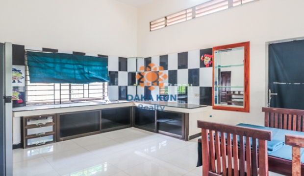4 Bedrooms House for Rent in Siem Reap-Svay dangkum