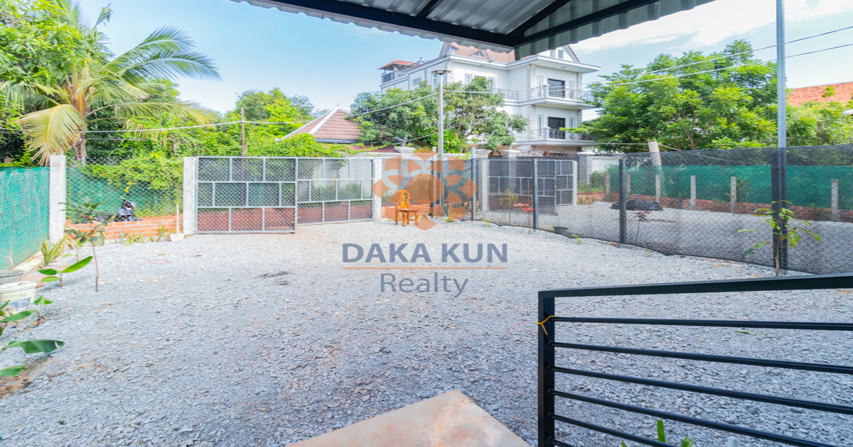 2 Bedrooms House for Rent in Sala Kamreuk, Siem Reap City