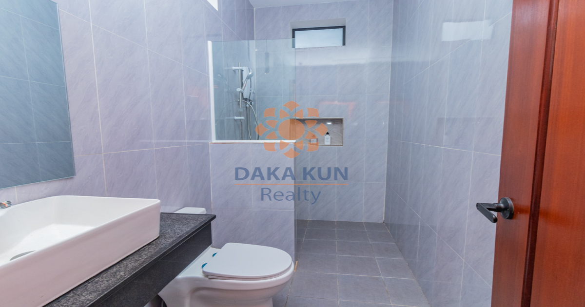 3 Bedrooms House for Rent with Garden in Siem Reap City