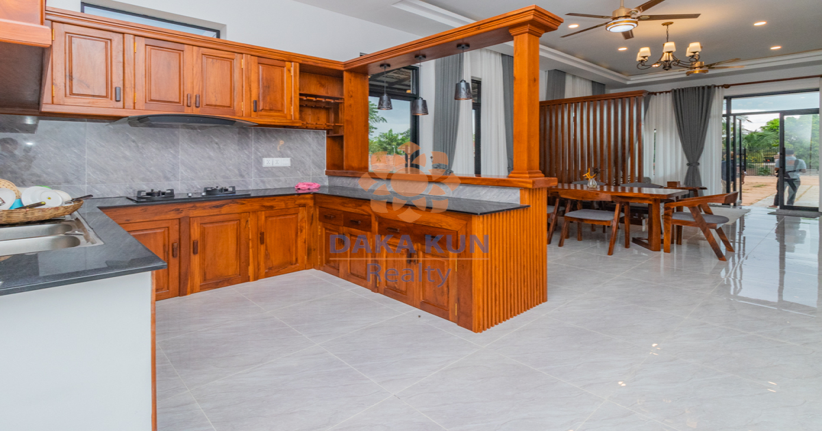 3 Bedrooms House for Rent with Garden in Siem Reap City