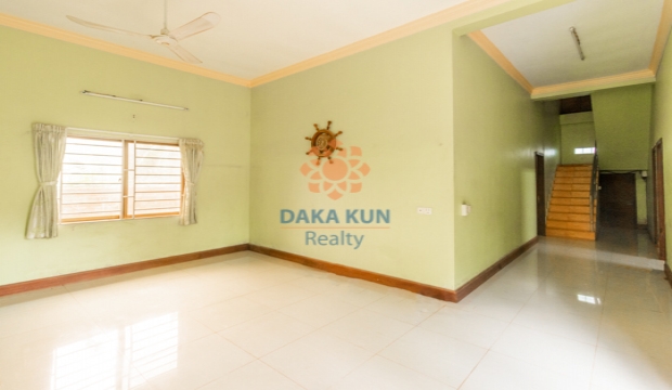 4 Bedrooms House for Rent in Siem Reap