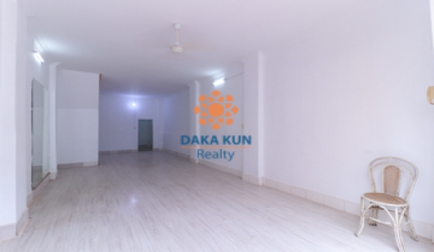 Shophouse for Rent in Siem Reap city-Pub Street
