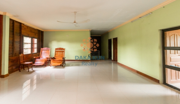 4 Bedrooms House for Rent in Siem Reap