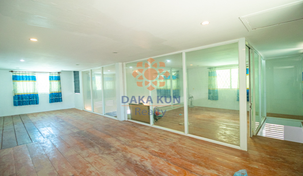 2 Bedrooms House for Rent in Siem Reap-Svay Dangkum