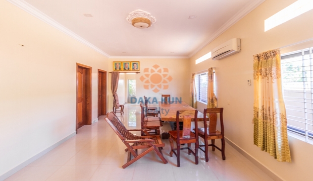 4 Bedrooms House for Rent in Siem Reap-Sla Kram