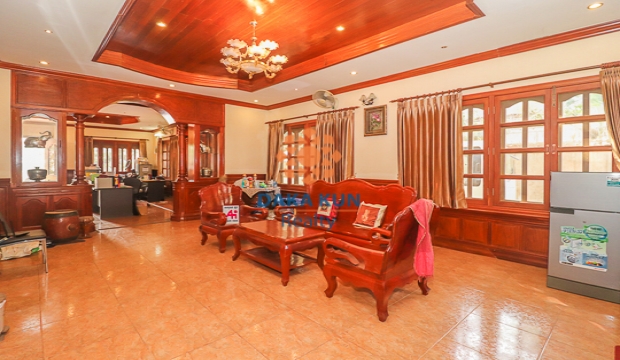 4 Bedrooms House for Rent in Siem Reap-Sala Kamreuk