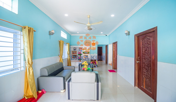 4 Bedrooms House for Rent in Krong Siem Reap