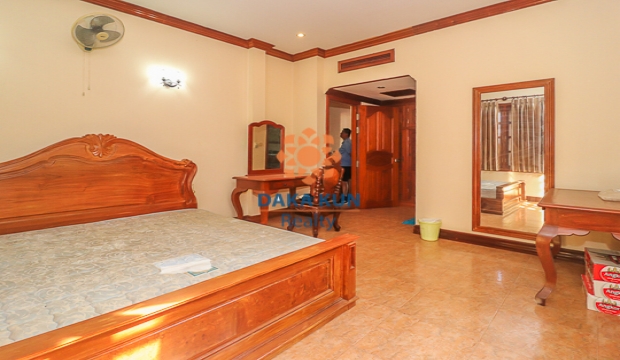 4 Bedrooms House for Rent in Siem Reap-Sala Kamreuk