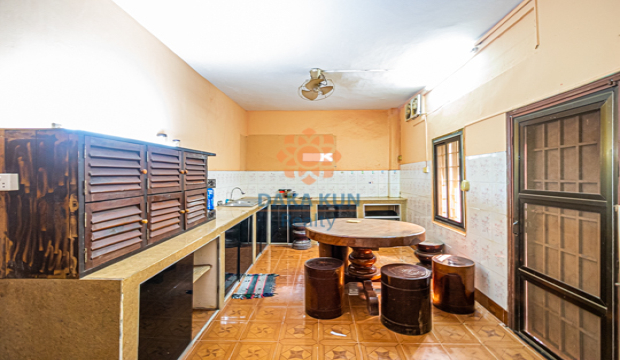 4 Bedrooms House for Rent in Krong Siem Reap-Svay Dangkum