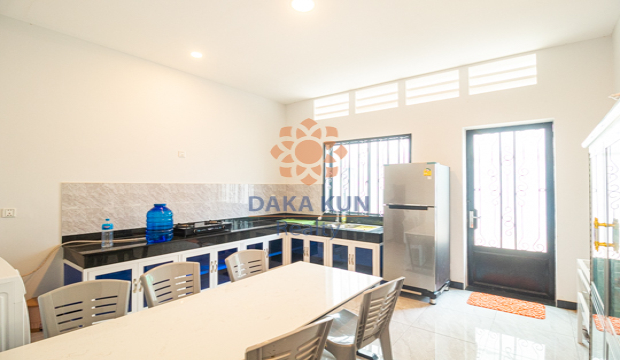 2 Bedrooms Flat House for Rent in Krong Siem Reap
