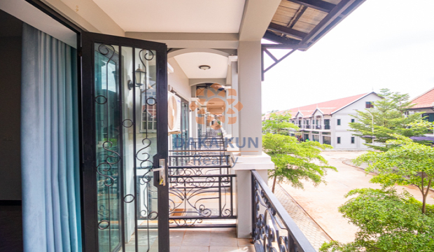 2 Bedrooms Flat House for Rent in Krong Siem Reap