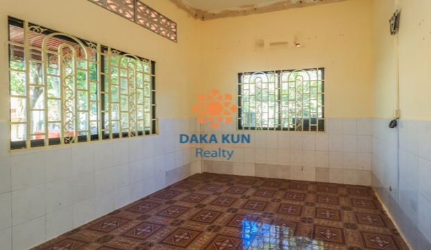 2 Bedrooms House for Rent in Siem Reap-Svay Dangkum