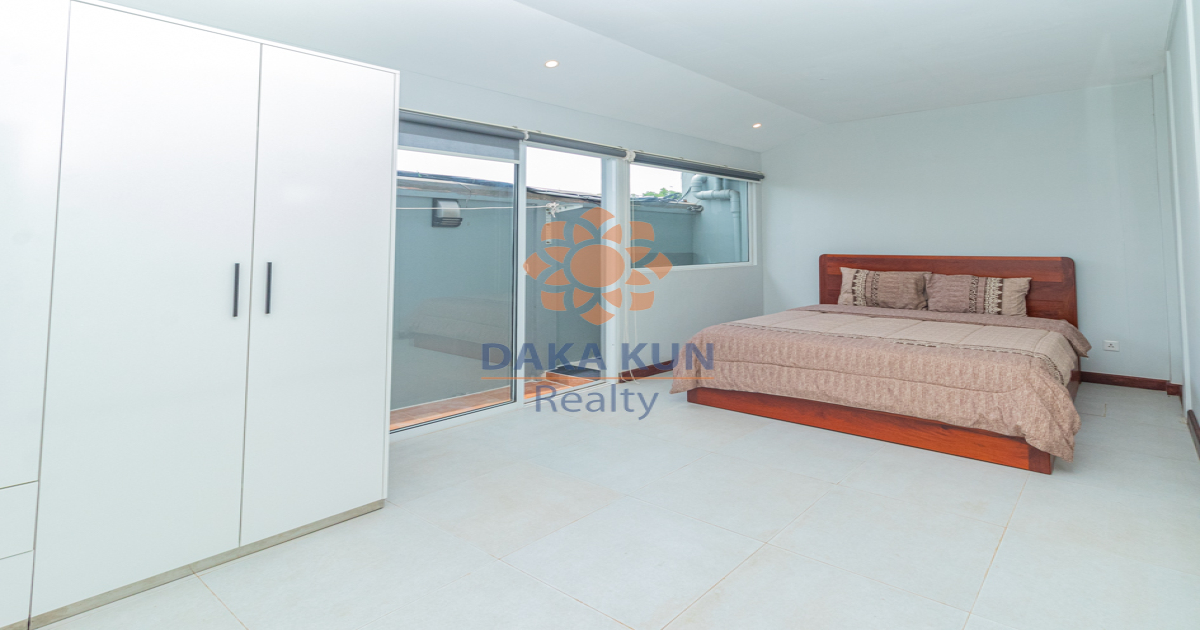 2 Bedrooms Apartment for Rent with Pool in Krong Siem Reap-Svay Dangkum