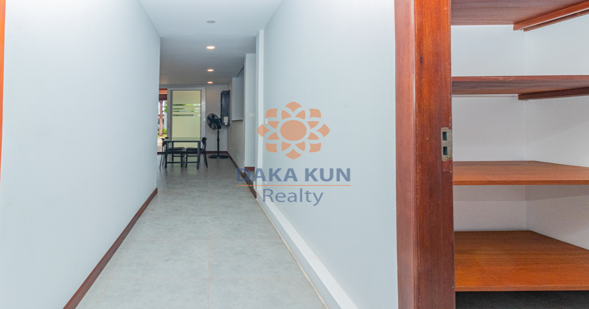 2 Bedrooms Apartment for Rent with Pool in Krong Siem Reap-Svay Dangkum