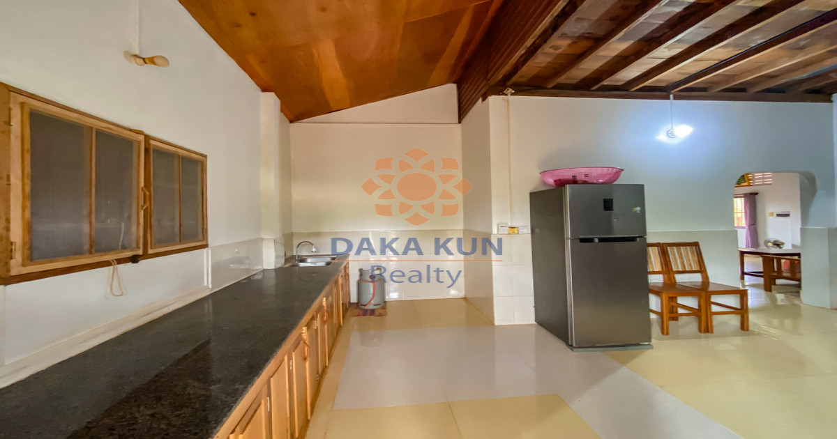 2 Bedrooms Wooden House for Rent in Siem Reap City-Chreav
