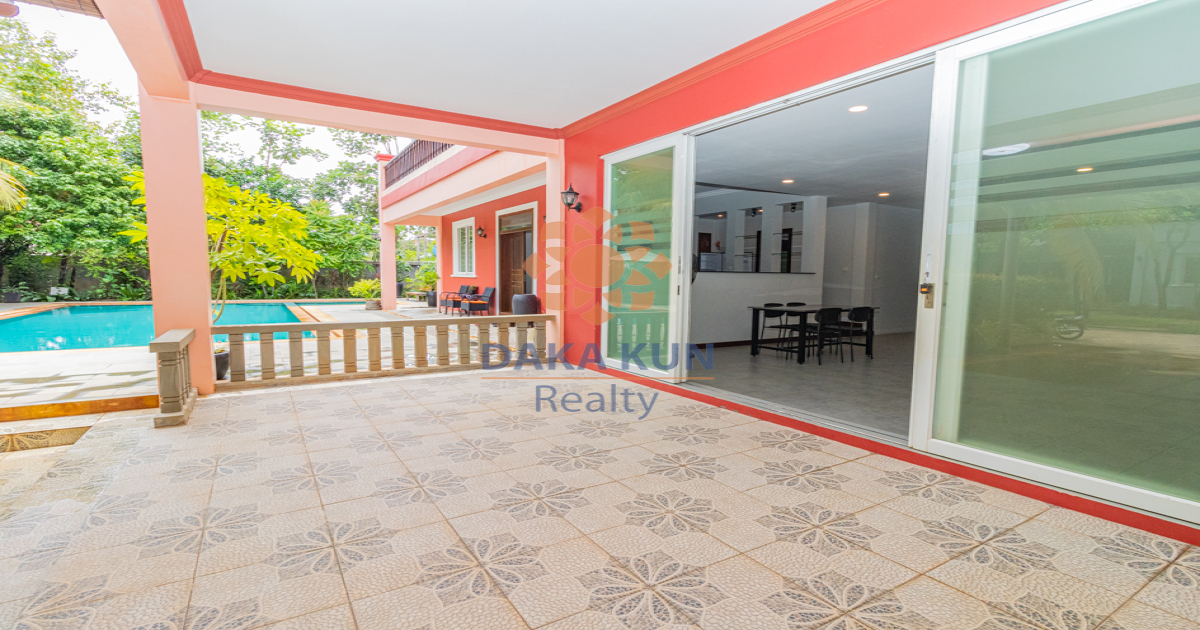 2 Bedrooms Apartment for Rent with Pool in Krong Siem Reap-Svay Dangkum