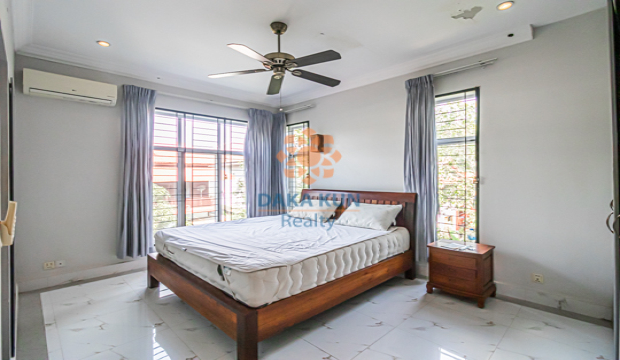 2 Bedrooms Apartment for Rent in Krong Siem Reap-Sla Kram