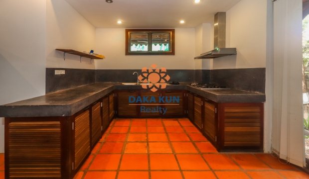 2 Bedroom House for Rent with Swimming Pool in Siem Reap - Sala Kamruek