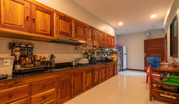 5 Bedrooms Villa for Sale in Siem Reap City